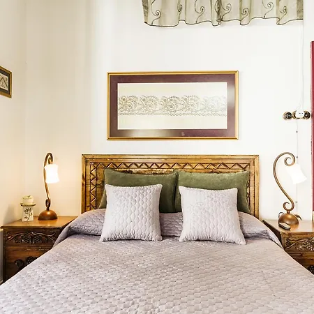 Gul Hanim House Boutique